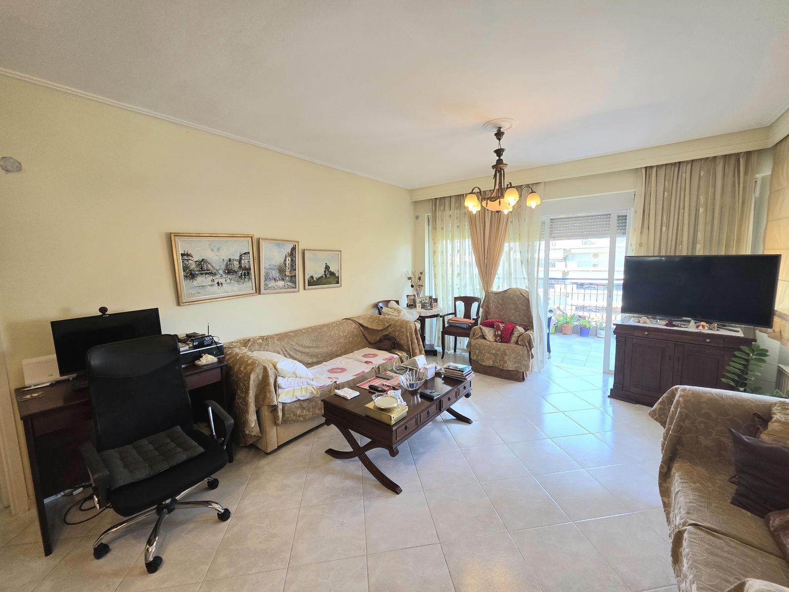 apartment-for-sale-kalamata-living-room-bright-id2443827 Διαμέρισμα – 164 τ.μ. – Μαρίνα Καλαμάτας – Καλαμάτα