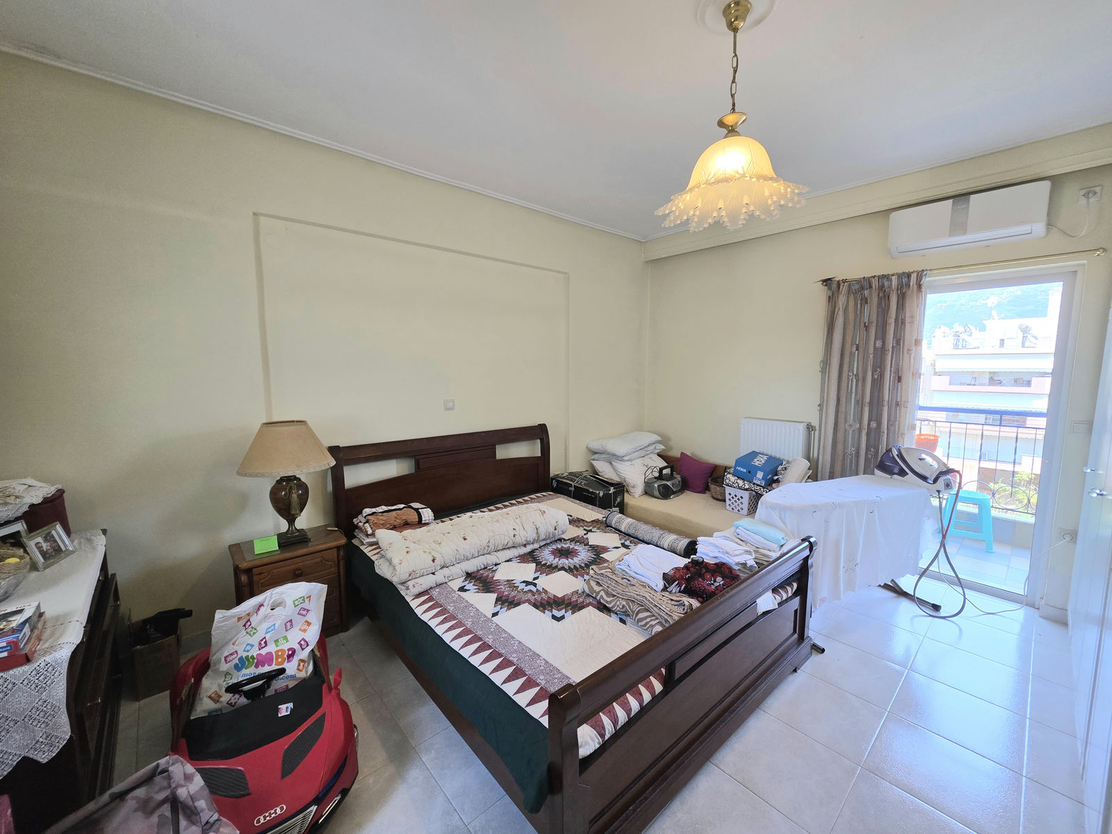 apartment-kalamata-beach-bedroom-bright-id2443827-01 Διαμέρισμα – 108 τ.μ. – Καλαμάτα