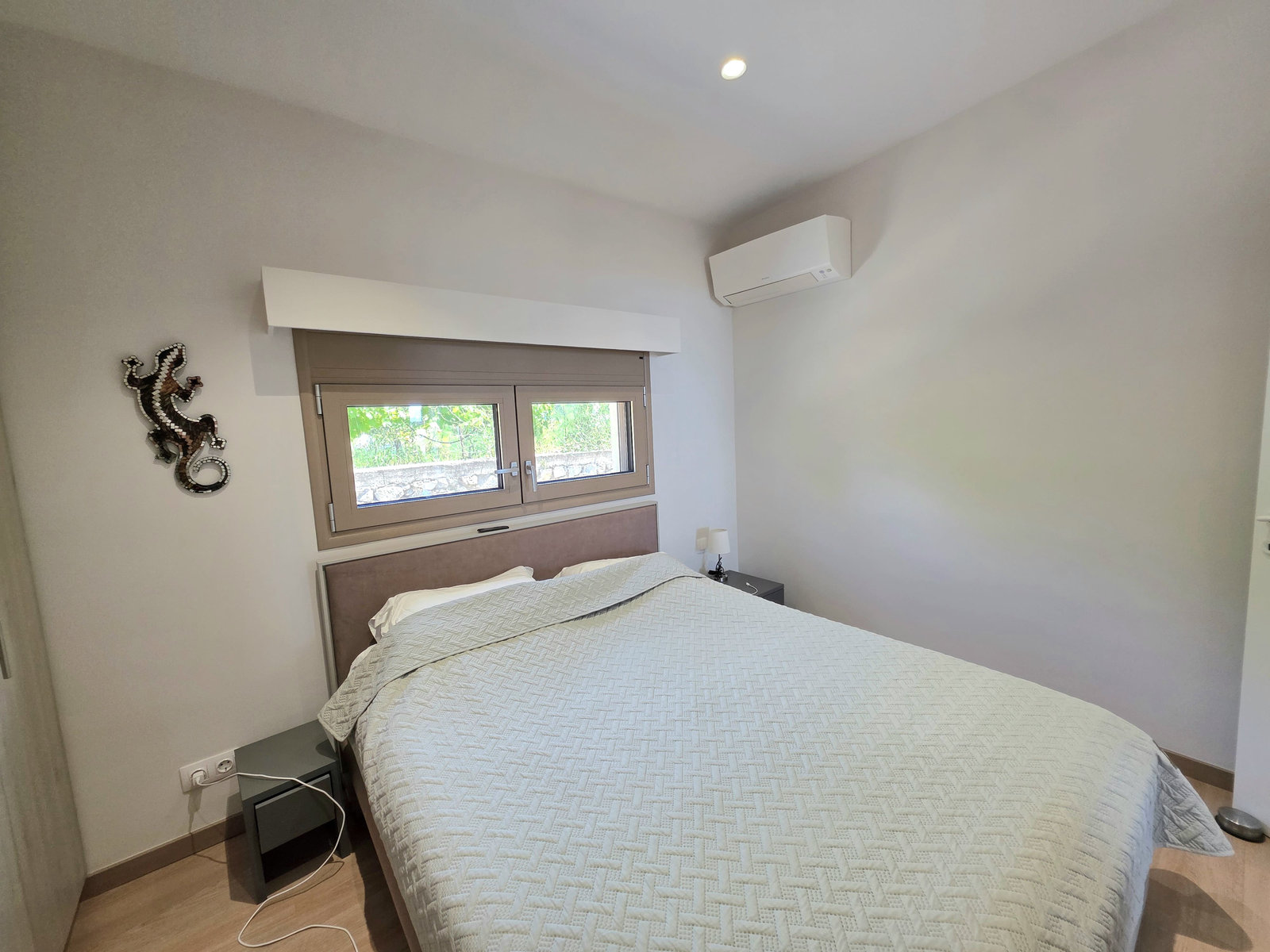 for-sale-200sqm-bedroom-id2399829 Μονοκατοικία – 200 τ.μ. – Καλαμάτα