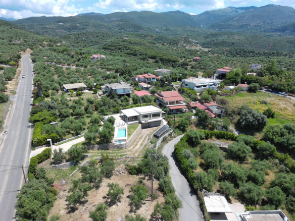 Μονοκατοικία – 200 τ.μ. – Καλαμάτα