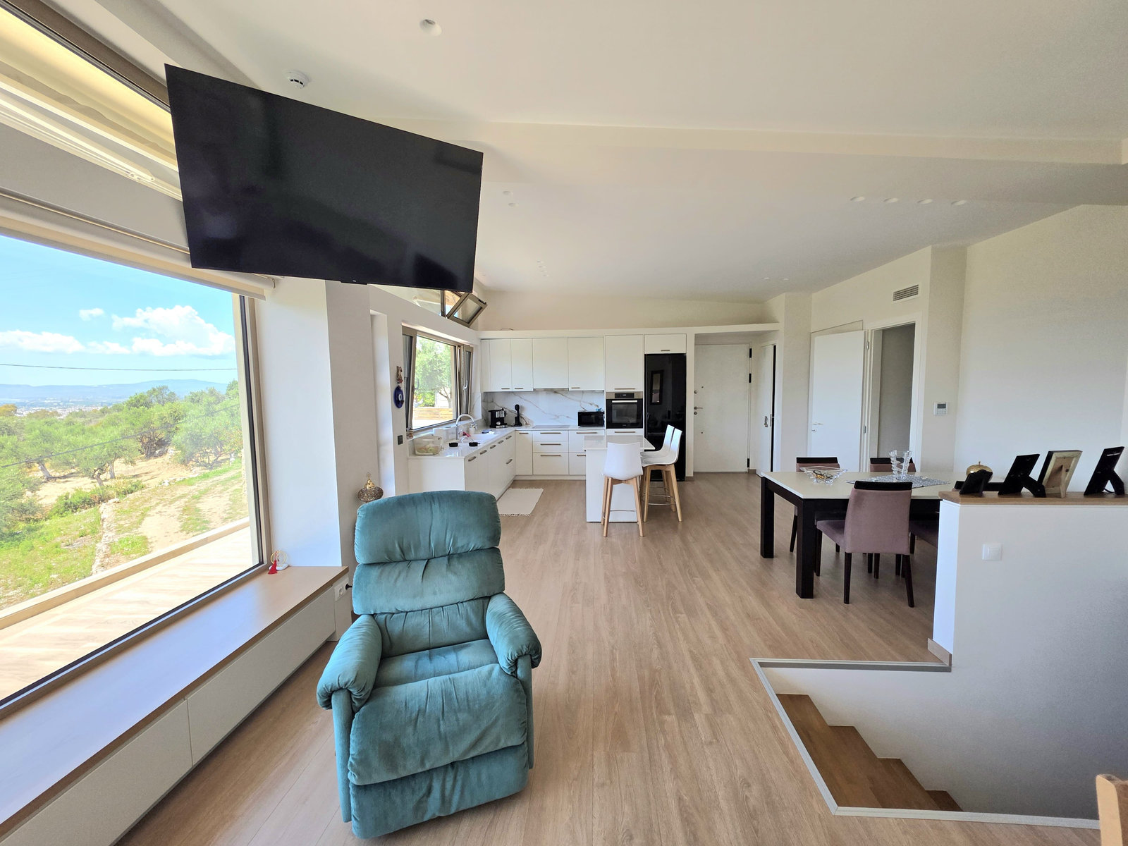 house-kalamata-filothei-living-room-internal-stairs-id2399829 Μονοκατοικία – 200 τ.μ. – Καλαμάτα