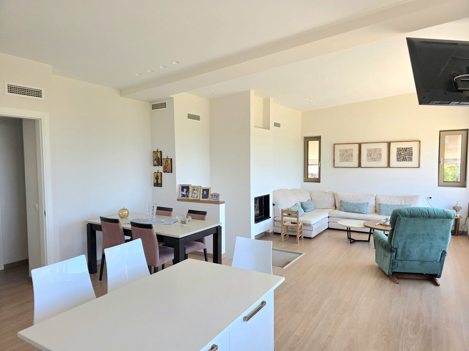 house-kalamata-filothei-living-room-minimal-id2399829 Μονοκατοικία – 200 τ.μ. – Καλαμάτα
