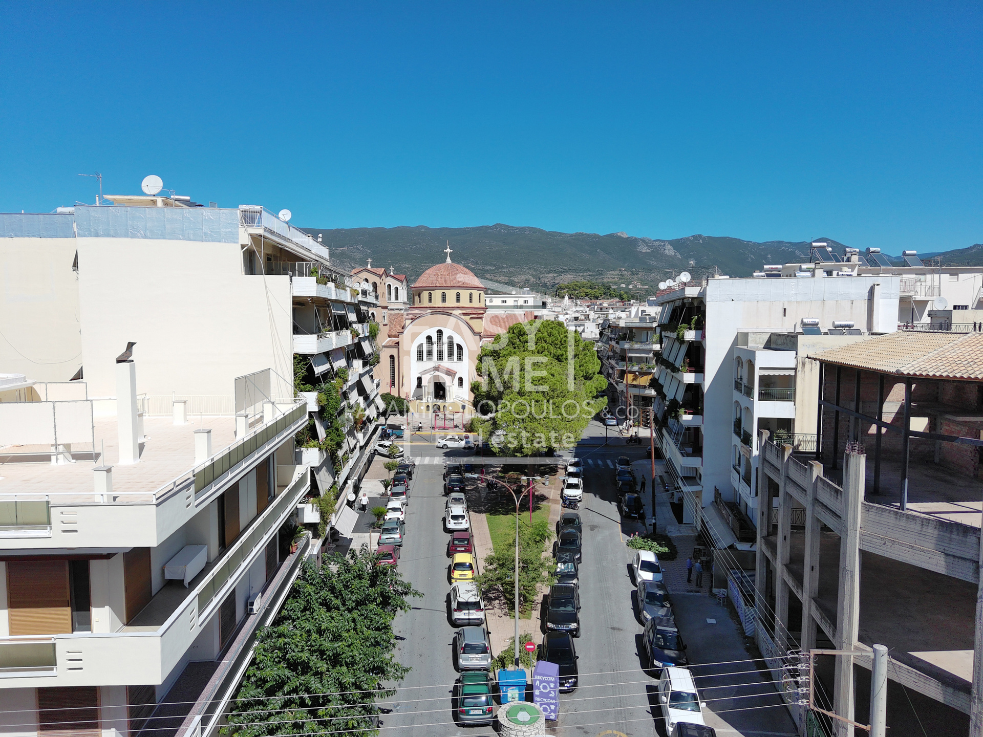 Κτίριο Επαγγελματικών Χώρων – 380 τ.μ. – Κέντρο – Καλαμάτα