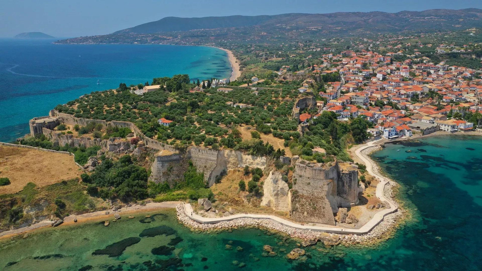 aerial-view-koroni-castle-coastline-messinia-id2344049.jpg Αεροφωτογραφία του κάστρου Κορώνης με την ακτογραμμή της Μεσσηνίας