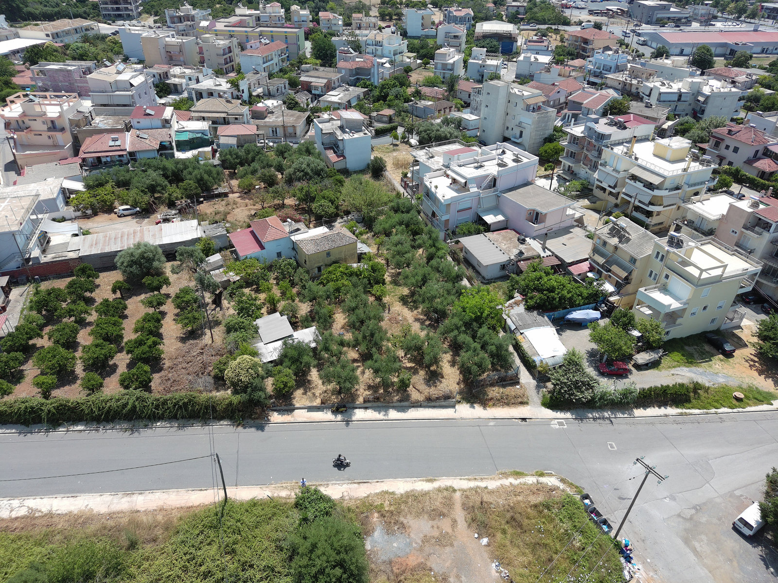 aerial-view-plot-neighborhood-kalamata-id1674055.jpg Land Plot – 1005 m² – Center – Kalamata