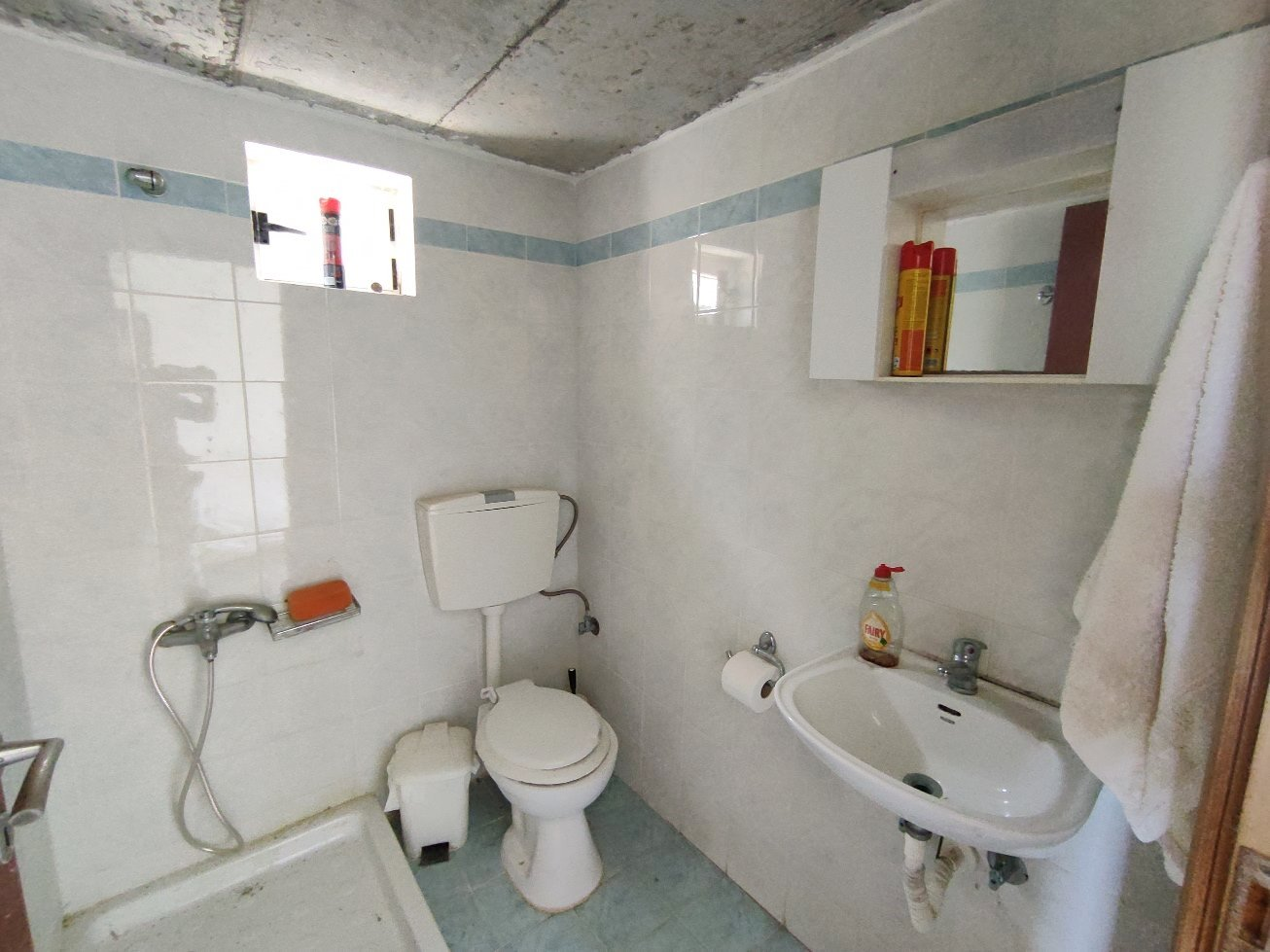 bathroom-interior-shower-detached-house-verga-id342304.jpg Detached House – 156 m² – Kato Verga – Kalamata