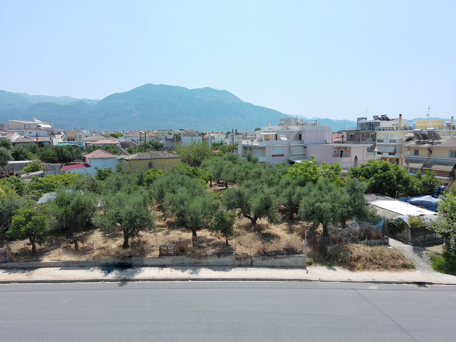 corner-plot-street-frontage-kalamata-id1674055.jpg Land Plot – 1005 m² – Center – Kalamata