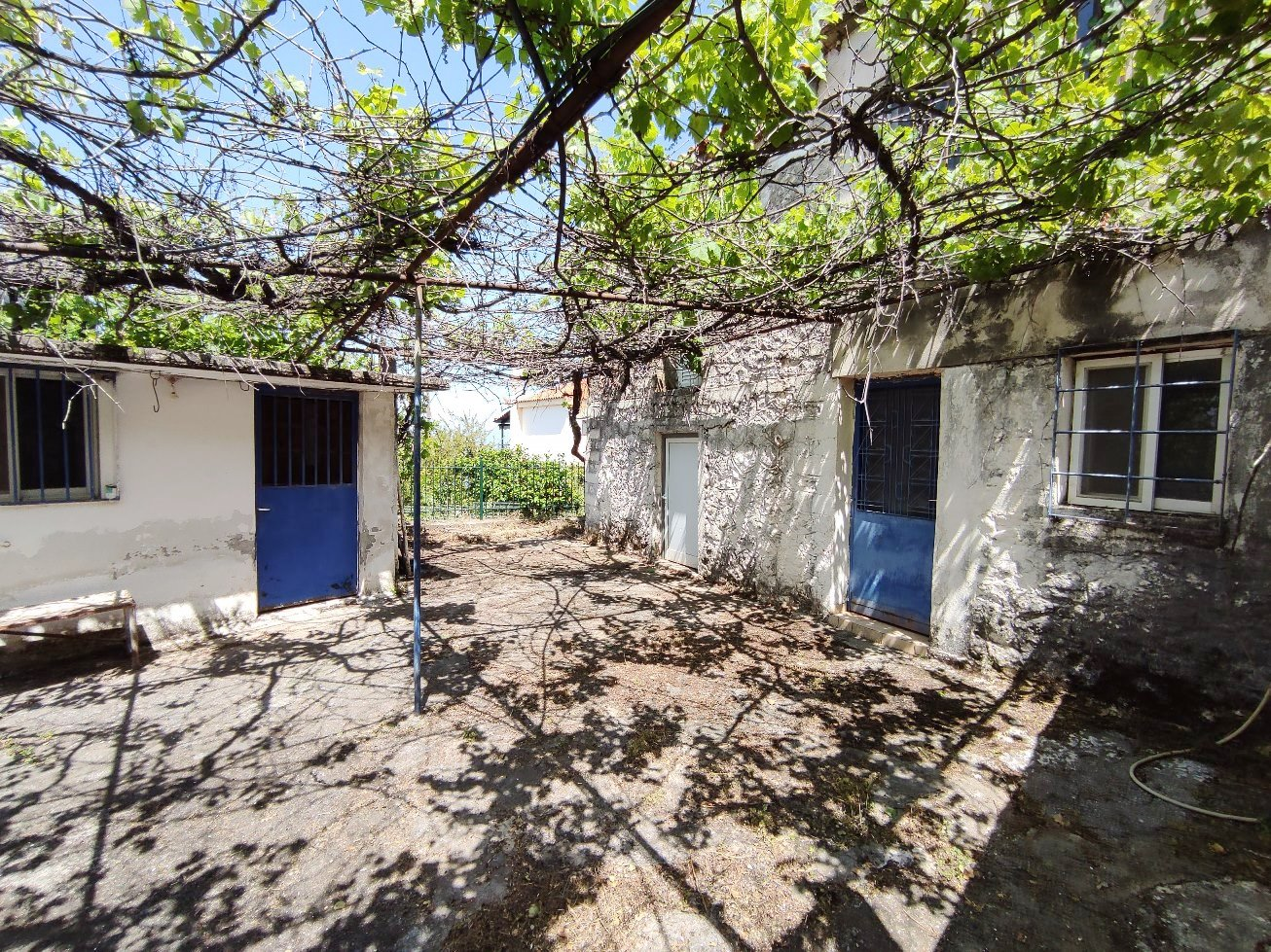 courtyard-vine-pergola-detached-house-verga-id342304.jpg Detached House – 156 m² – Kato Verga – Kalamata