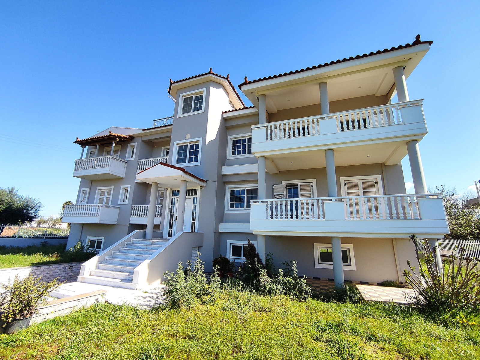 front-facade-residence-akovitika-kalamata-id1717261.jpg Πρόσοψη κατοικίας στην περιοχή Ακοβίτικα, Καλαμάτα