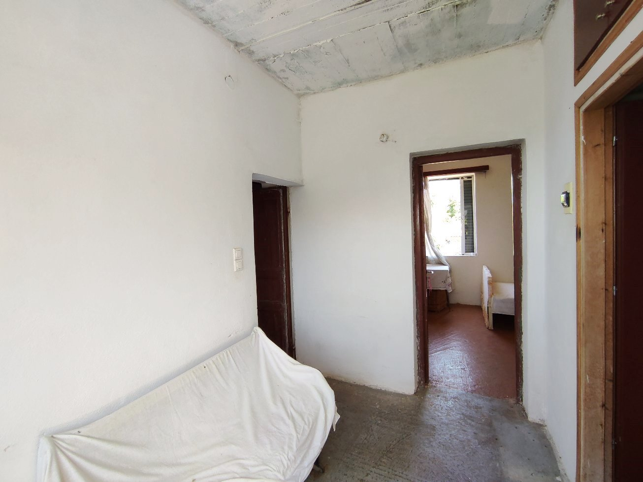 interior-hallway-doorways-traditional-house-verga-id342304.jpg Detached House – 156 m² – Kato Verga – Kalamata