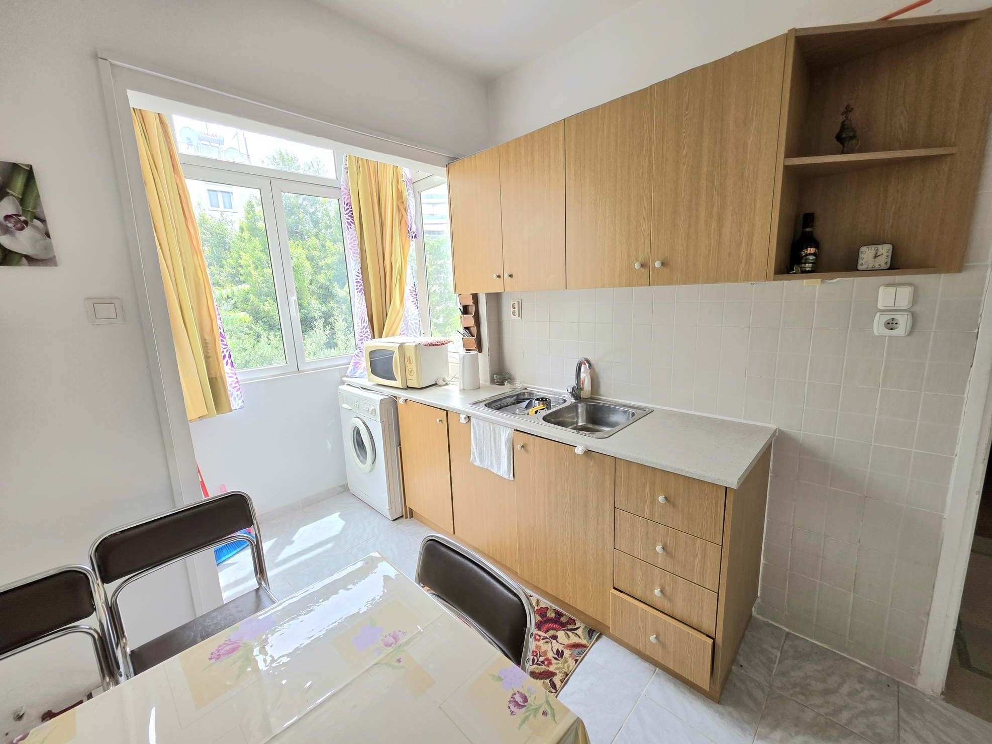 kitchen-cabinets-sink-window-marousi-id2394044.jpg Apartment – 50 m² – Ergatikes Polikatoikies – Marousi