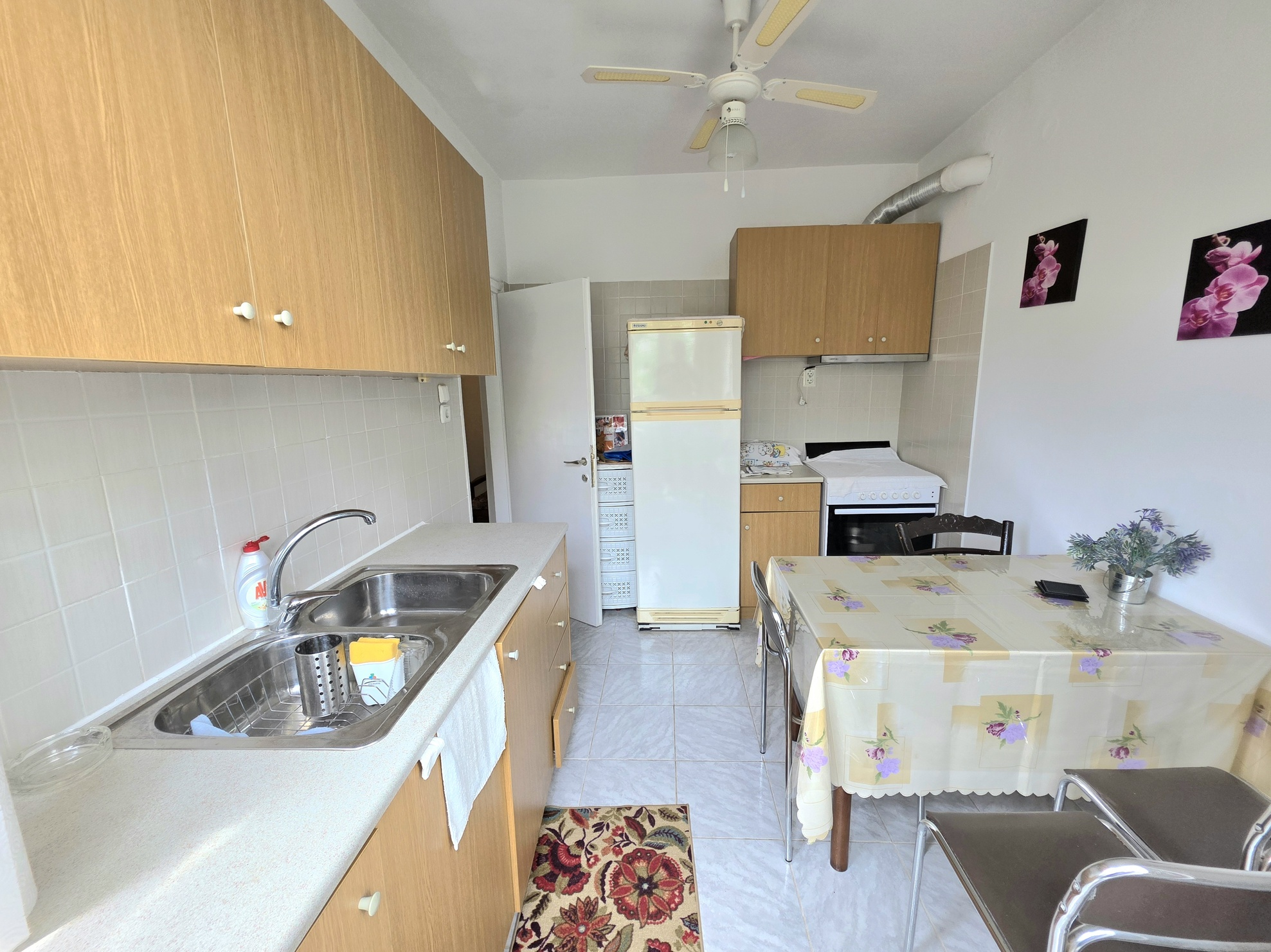 kitchen-sink-cabinets-fridge-marousi-id2394044.jpg Apartment – 50 m² – Ergatikes Polikatoikies – Marousi