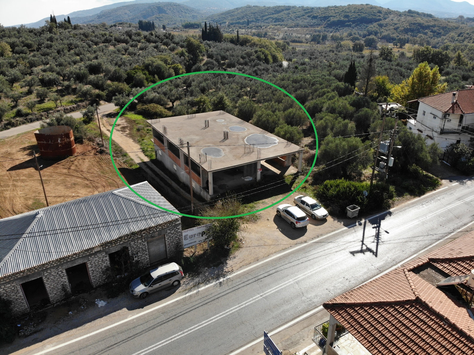 marked-building-near-kalamata-pylos-road-id342011.jpg Πολυκατοικία/Κτίριο – 700 τ.μ. – Καζάρμα – Βουφράδα