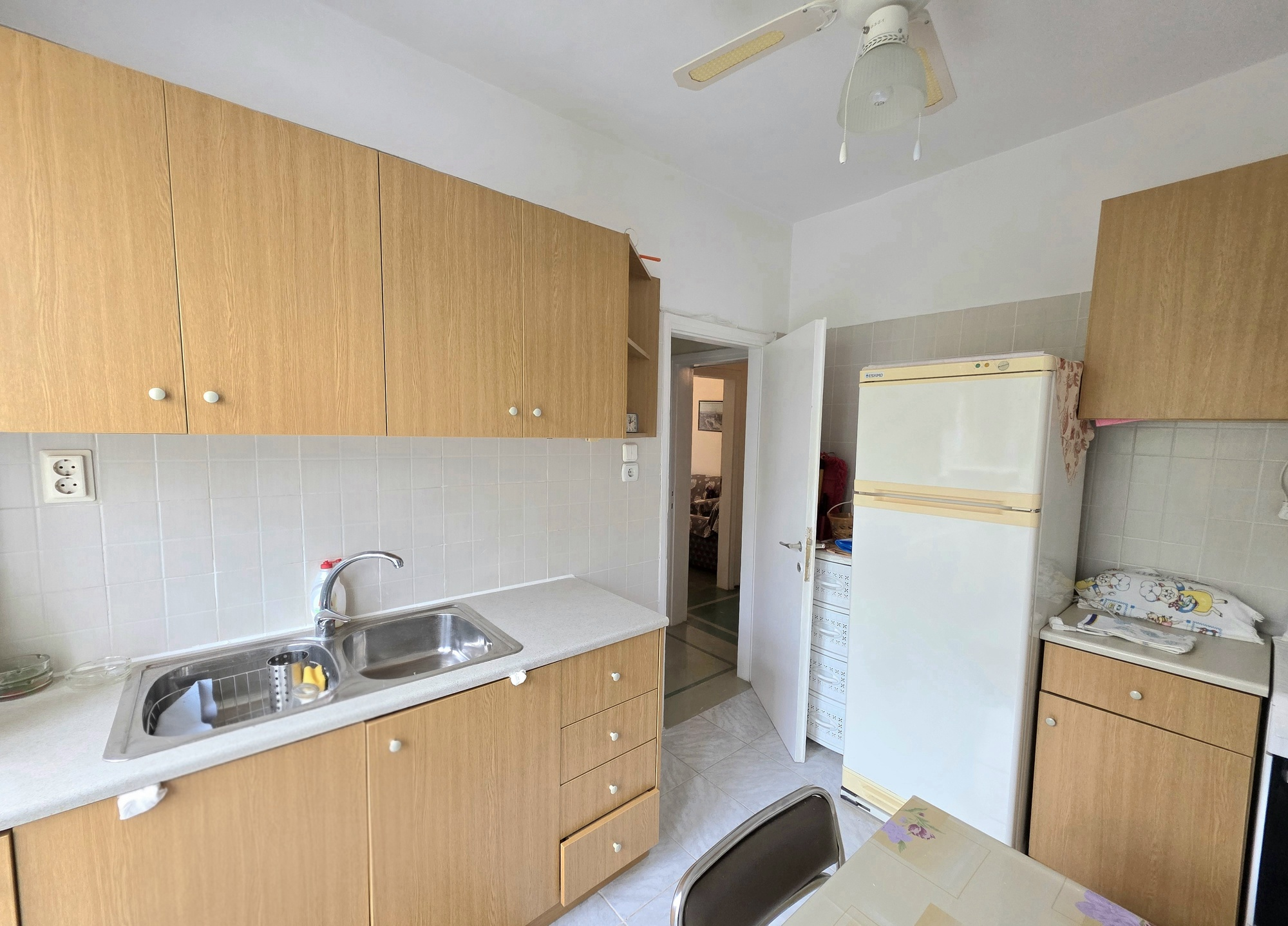 separate-kitchen-with-wooden-cabinets-marousi-id2394044.jpg Apartment – 50 m² – Ergatikes Polikatoikies – Marousi