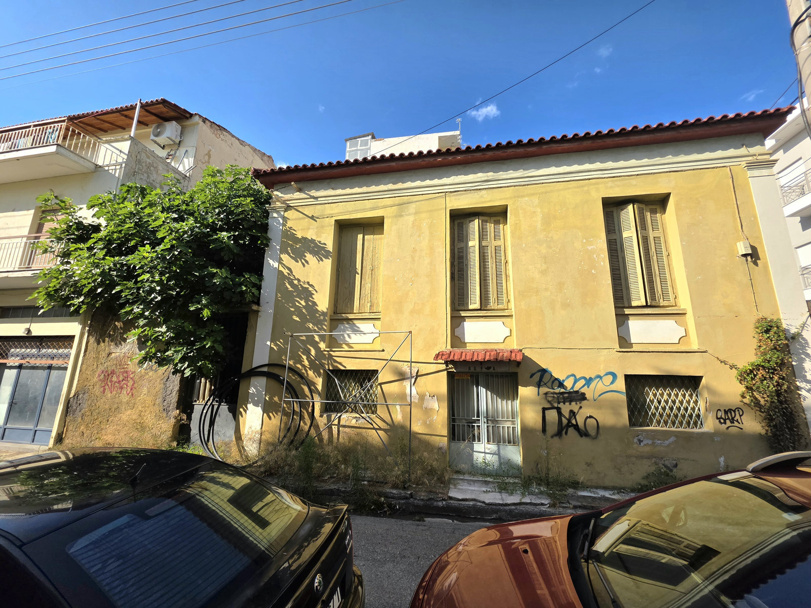 urban-development-plot-street-view-id2551182.jpg Land Plot – 200 m² – Center – Kalamata