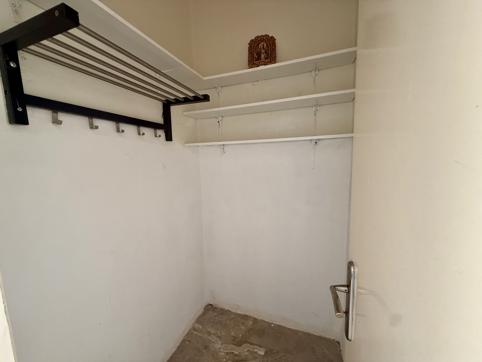 kalamata-center-apartment-storage-room Διαμέρισμα – 49 τ.μ. – Κέντρο – Καλαμάτα